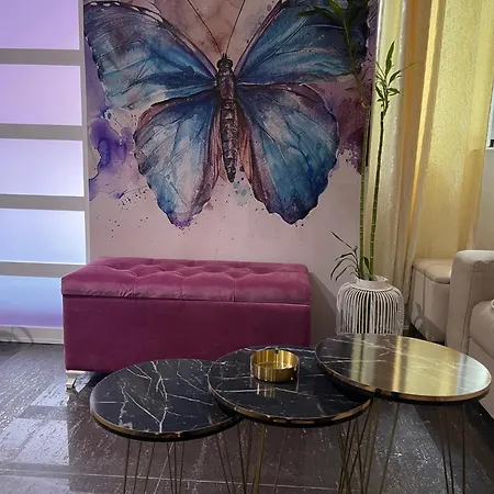 Dorotea Butterfly Апартаменты